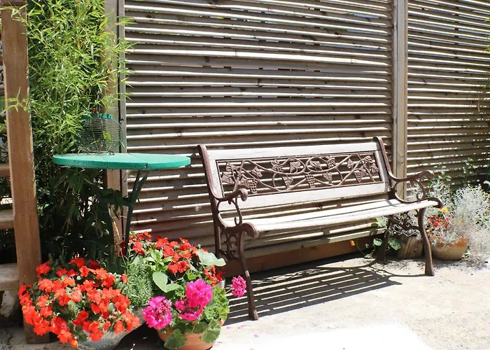 Beau T3 *** Pour 2 A 4 Pers Avec Patio Privatif